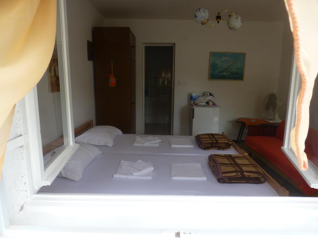 Guesthouse Bracanovic Hvar Town Eksteriør bilde