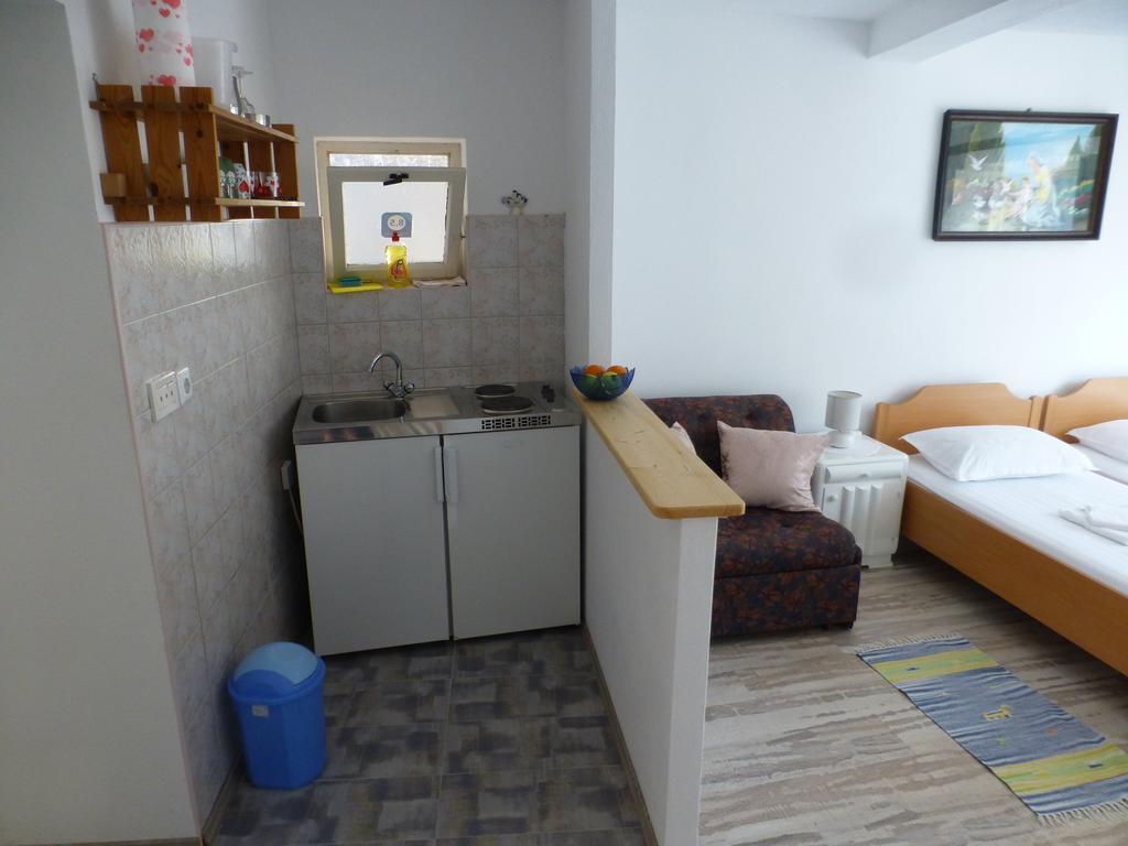 Guesthouse Bracanovic Hvar Town Eksteriør bilde